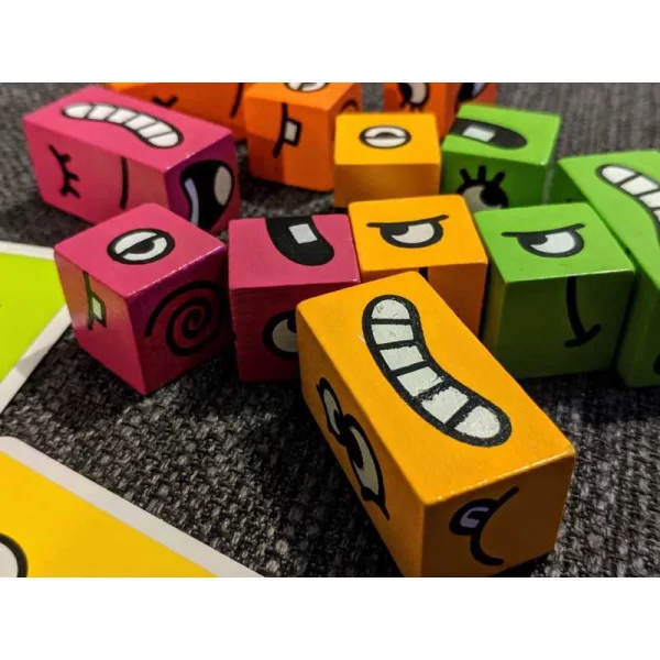 CUBEEZ - Imagen 2